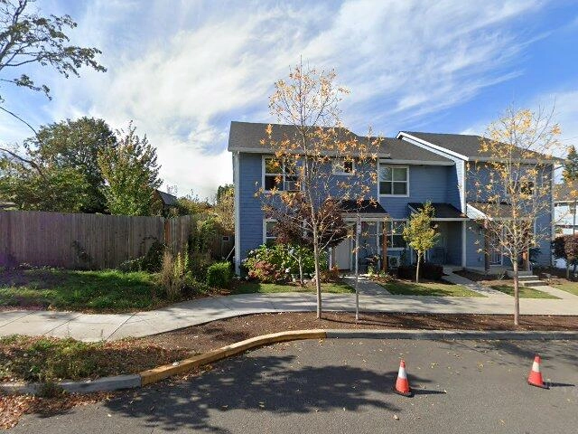 House image located at Portland, OR 97218