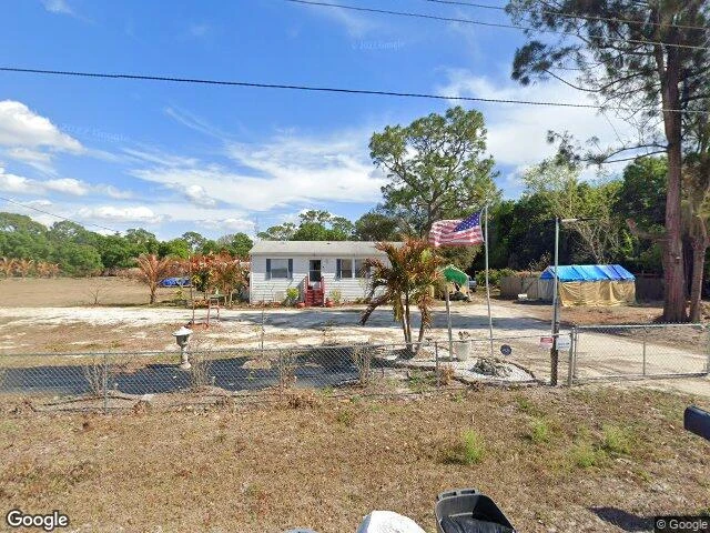 House image located at North Fort Myers, FL 33917
