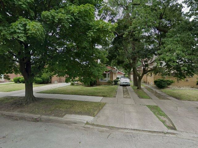 House image located at Chicago, IL 60628