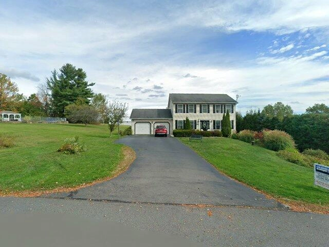 House image located at Lake Ariel, PA 18436
