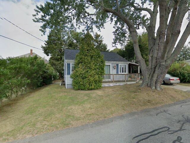 House image located at Swansea, MA 02777
