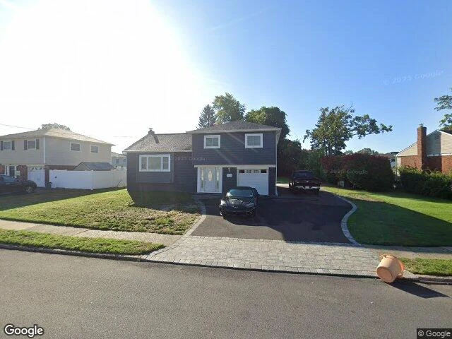 House image located at North Babylon, NY 11703