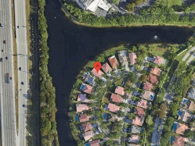 House image located at Hollywood, FL 33027