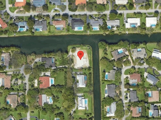 House image located at Miami, FL 33156