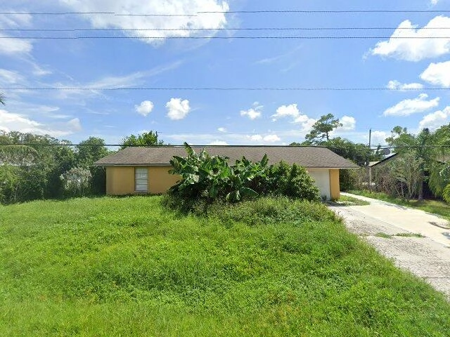 House image located at Fort Myers, FL 33967