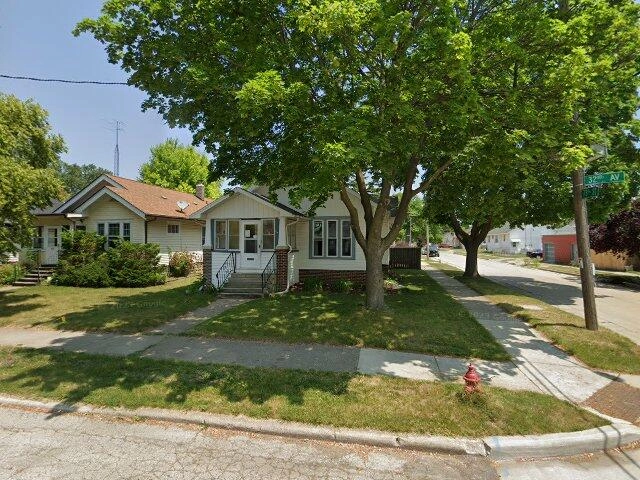 House image located at Kenosha, WI 53142