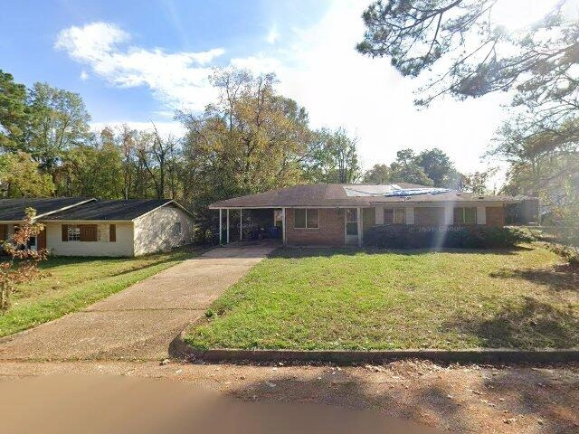 House image located at Jackson, MS 39209