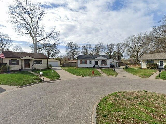 House image located at Lincoln, NE 68506