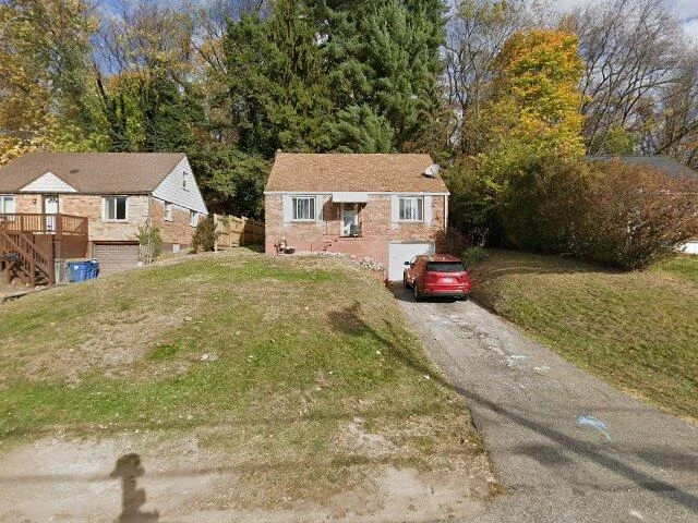 House image located at Verona, PA 15147