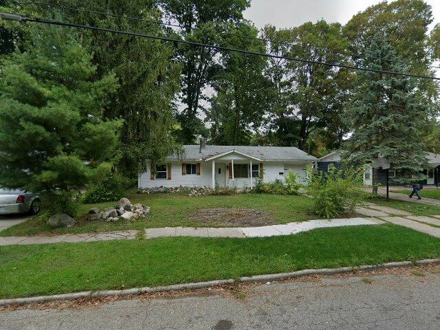House image located at Lansing, MI 48911