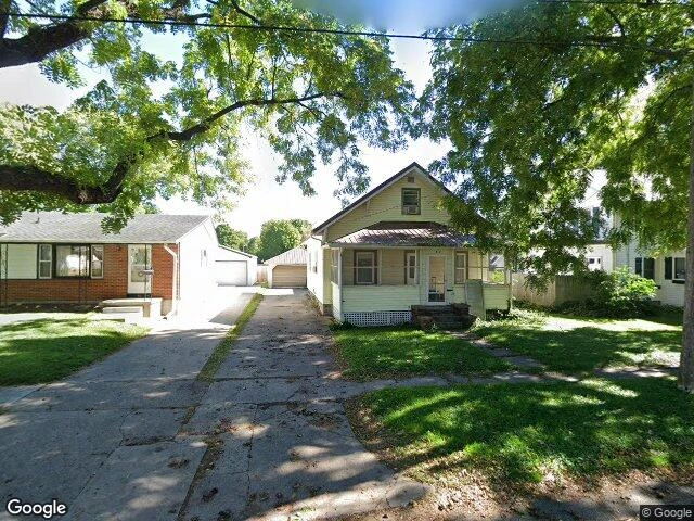 House image located at Dixon, IL 61021