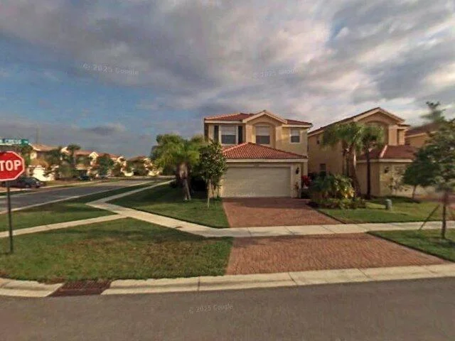 House image located at West Palm Beach, FL 33411