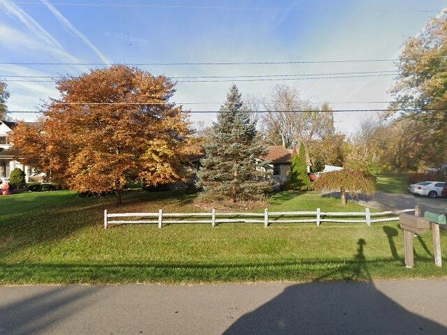 House image located at Farmington, MI 48336