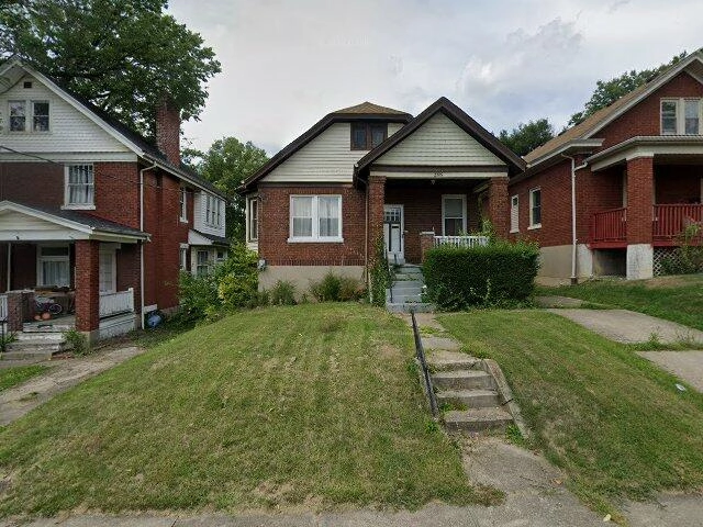House image located at Cincinnati, OH 45214