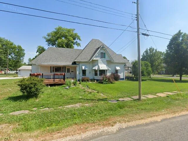 House image located at Staunton, IL 62088