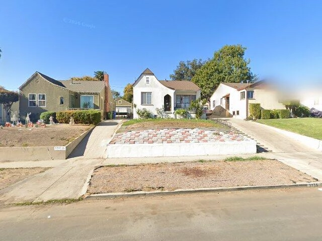 House image located at Oakland, CA 94602