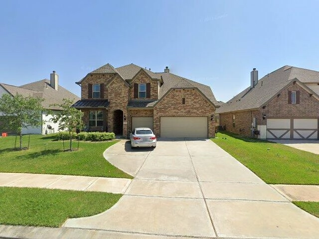 House image located at League City, TX 77573
