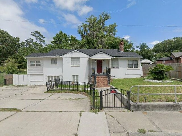 House image located at Jacksonville, FL 32207