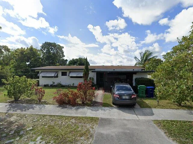 House image located at Miami, FL 33169