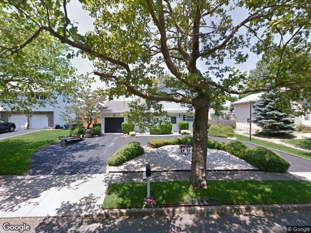 House image located at Kings Park, NY 11754