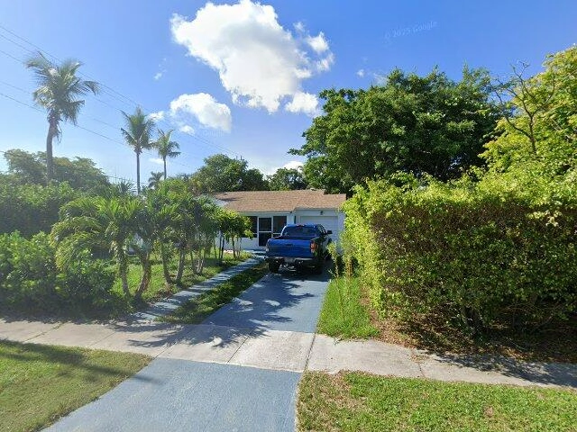 House image located at Hollywood, FL 33020