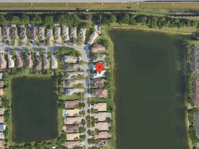 House image located at Hollywood, FL 33027