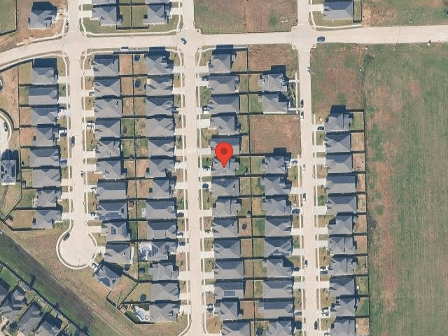 House image located at Alvin, TX 77511