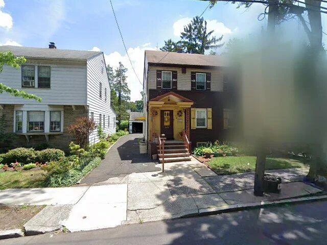 House image located at Newark, NJ 07106