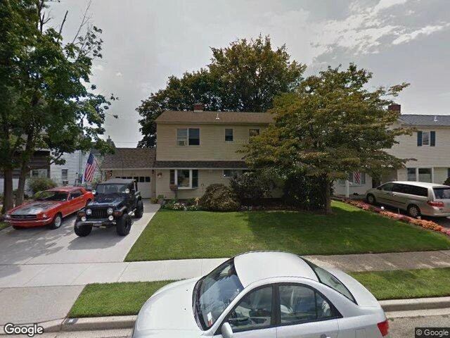 House image located at Levittown, NY 11756