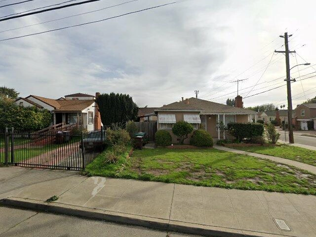 House image located at Oakland, CA 94603