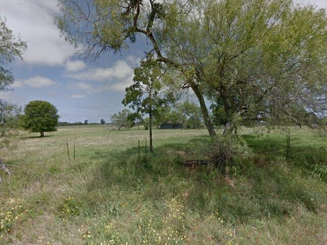 House image located at Luling, TX 78648