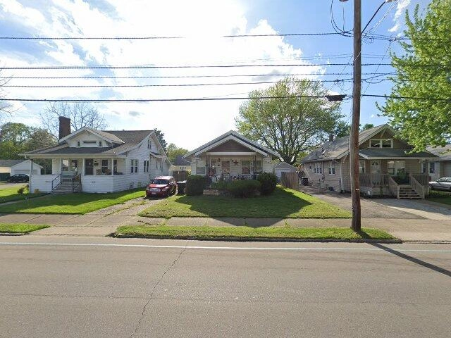 House image located at Akron, OH 44306