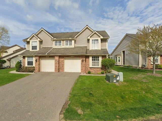 House image located at Fenton, MI 48430