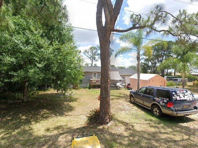 House image located at Sebring, FL 33870