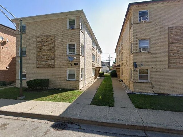 House image located at Chicago, IL 60634