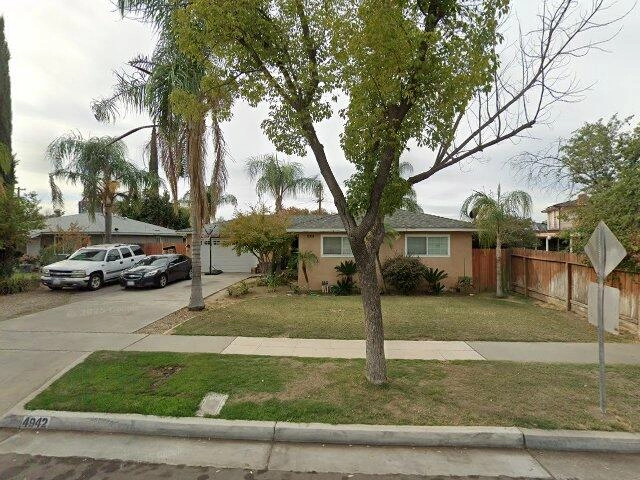 House image located at Fresno, CA 93727