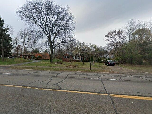 House image located at Livonia, MI 48152