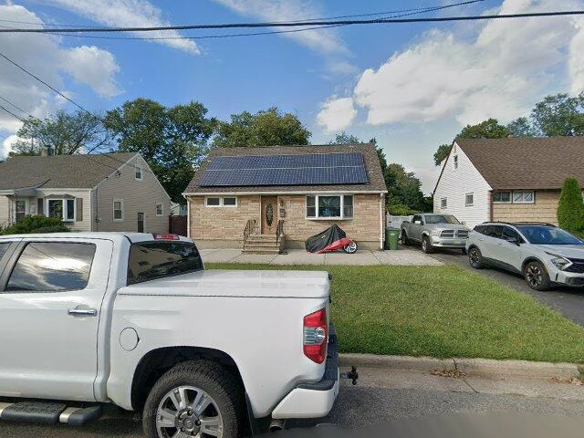 House image located at Edison, NJ 08817