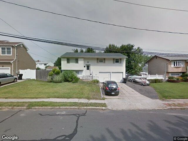 House image located at Bay Shore, NY 11706