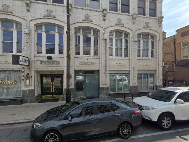 House image located at Waukegan, IL 60087