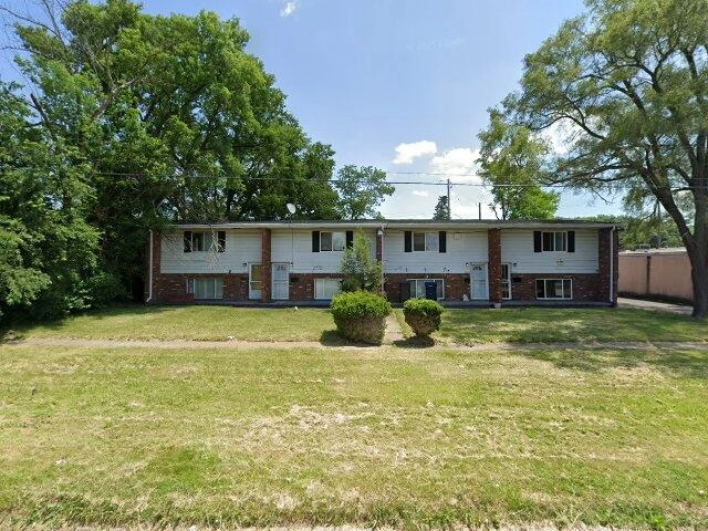 House image located at Flint, MI 48503