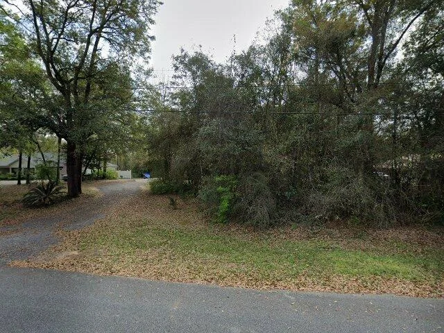 House image located at Milton, FL 32571