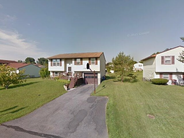 House image located at Clay, NY 13041