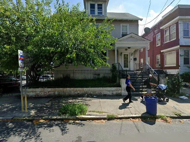 House image located at Newark, NJ 07112