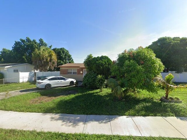 House image located at Miami, FL 33169
