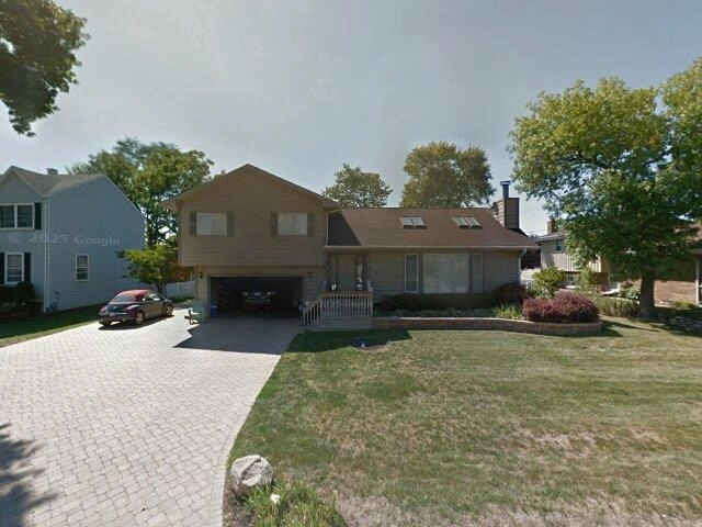 House image located at Arlington Heights, IL 60005