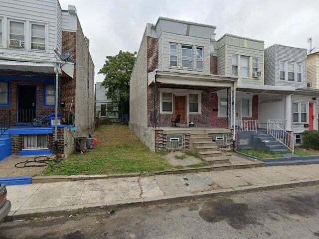 House image located at Philadelphia, PA 19143