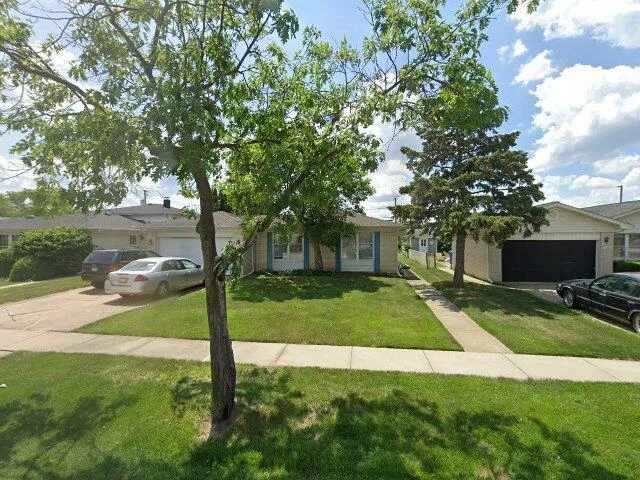 House image located at Mount Prospect, IL 60056