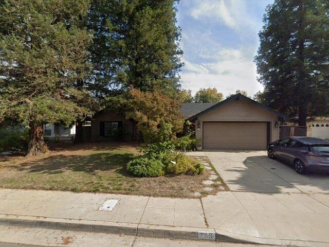House image located at Fresno, CA 93730
