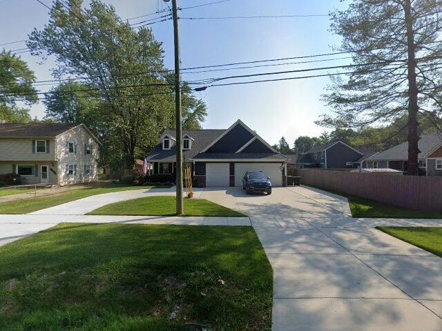House image located at New Baltimore, MI 48047